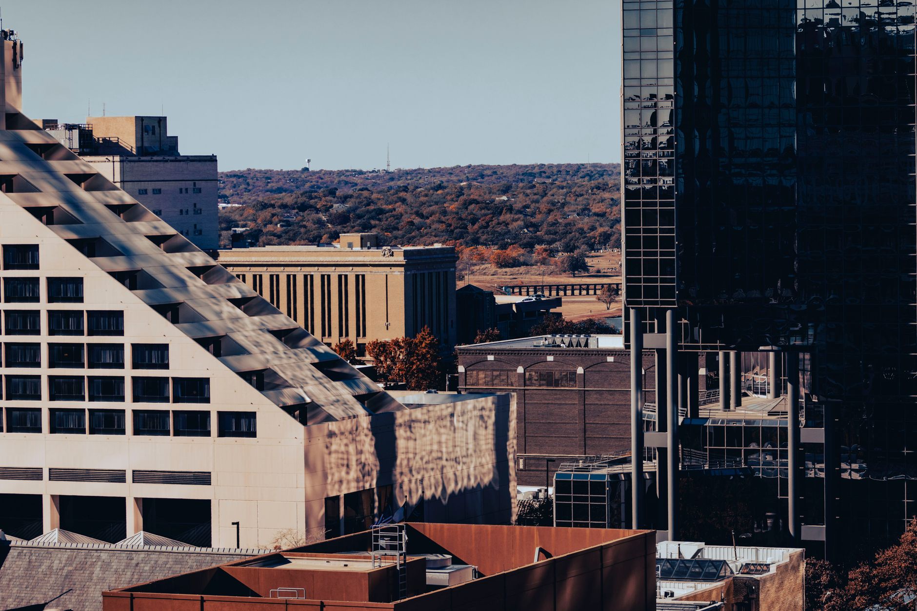 Arlington, TX to Fort Worth, TX - US Bus Trips