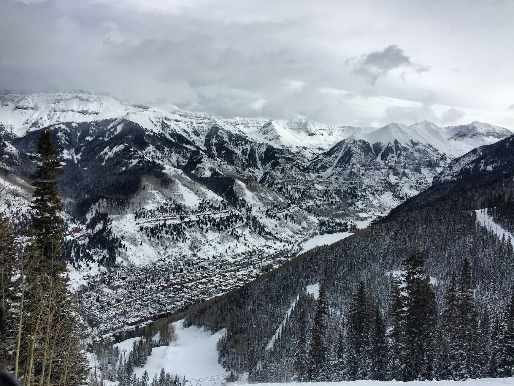 Aurora, CO to Vail, CO - US Bus Trips