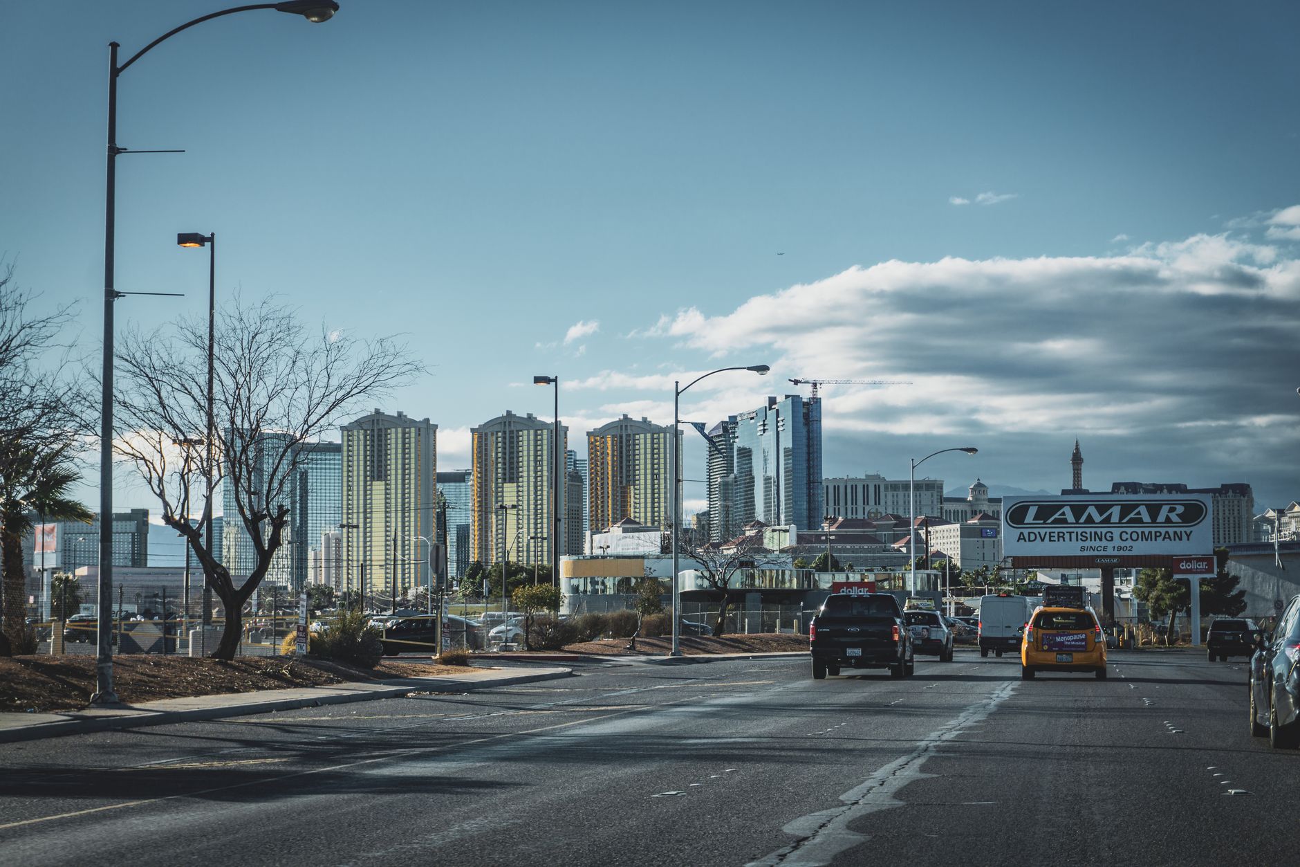 Bakersfield, CA to Las Vegas, NV - US Bus Trips