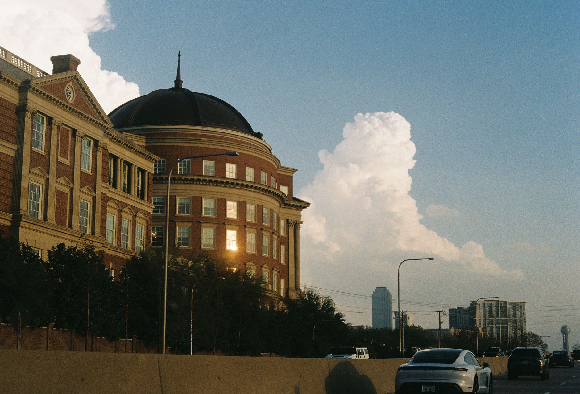 Houston, TX to Dallas, TX - US Bus Trips