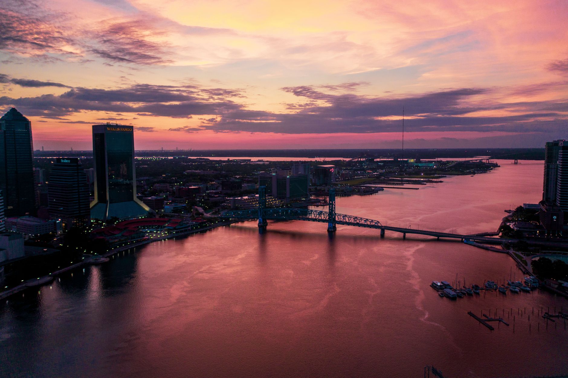 Tampa, FL to Jacksonville, FL - US Bus Trips