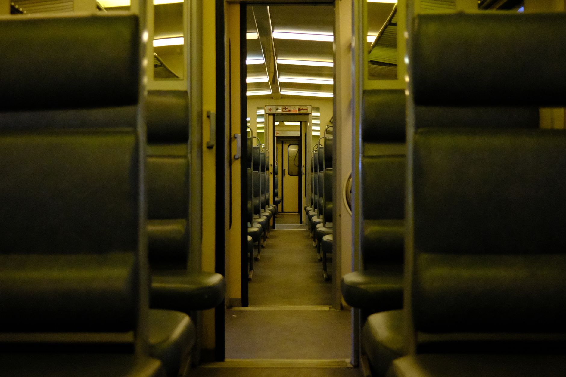 NYC Theater — 36-Passenger Mini Coach - US Bus Trips