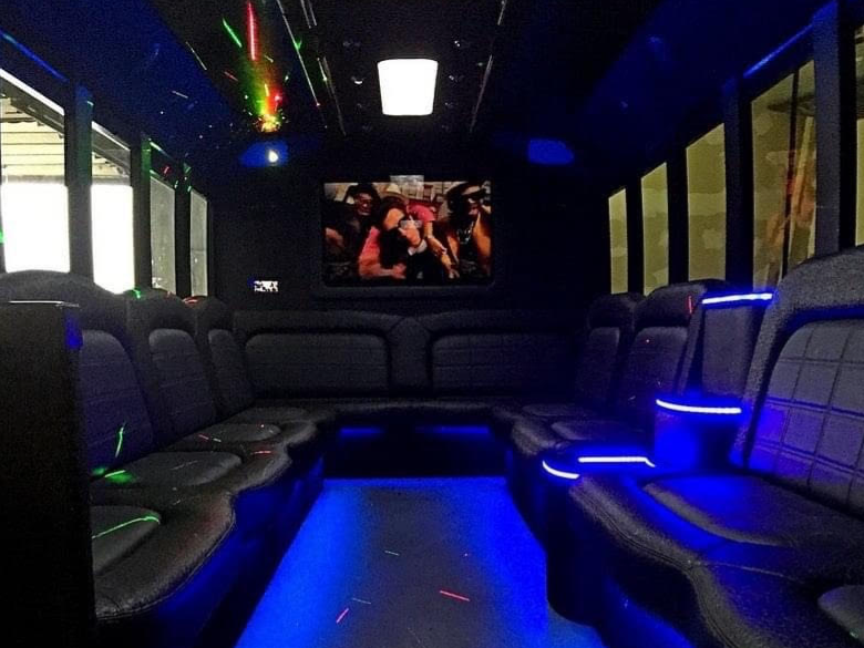 executive-coach-bus-group-travel